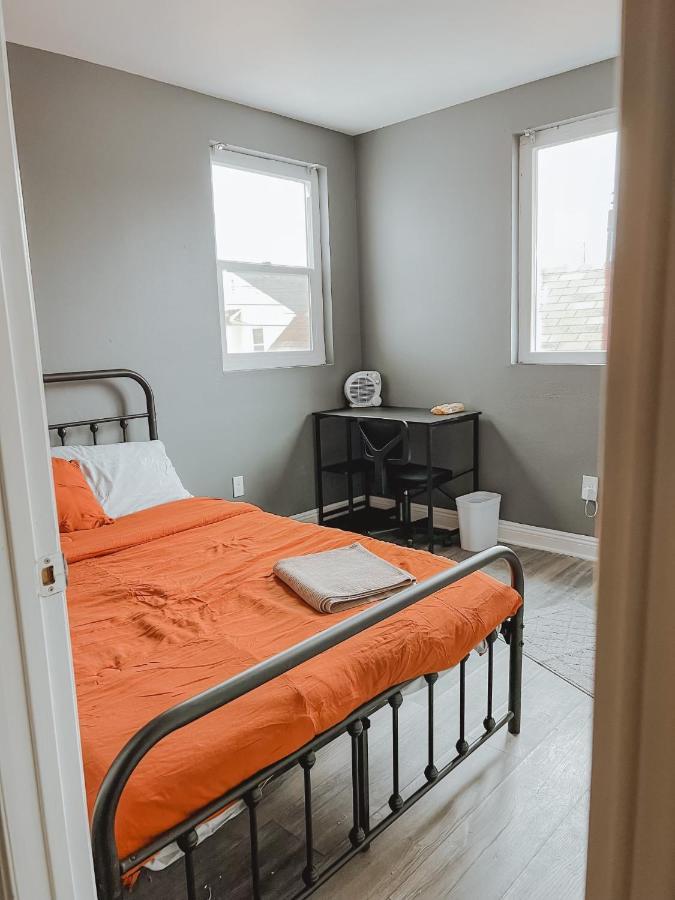 Hospedagem domiciliar Private Long Term Bedrooms Near Usc & Sofi In Duplex Los Angeles