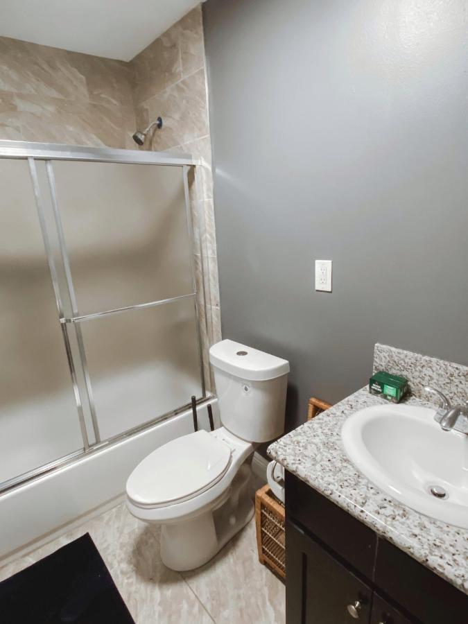 Alloggio in famiglia Private Long Term Bedrooms Near Usc & Sofi In Duplex